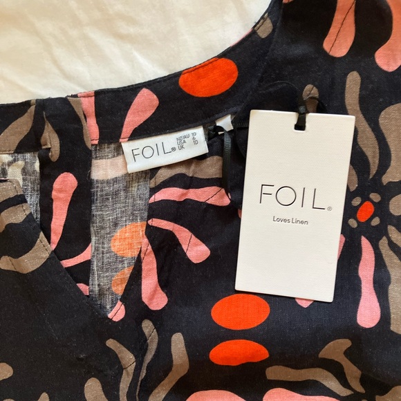 FOIL ‘Sun Sensational’ Black and Red Sleeveless Scoop Neck Mini Sundress - Picture 3 of 4